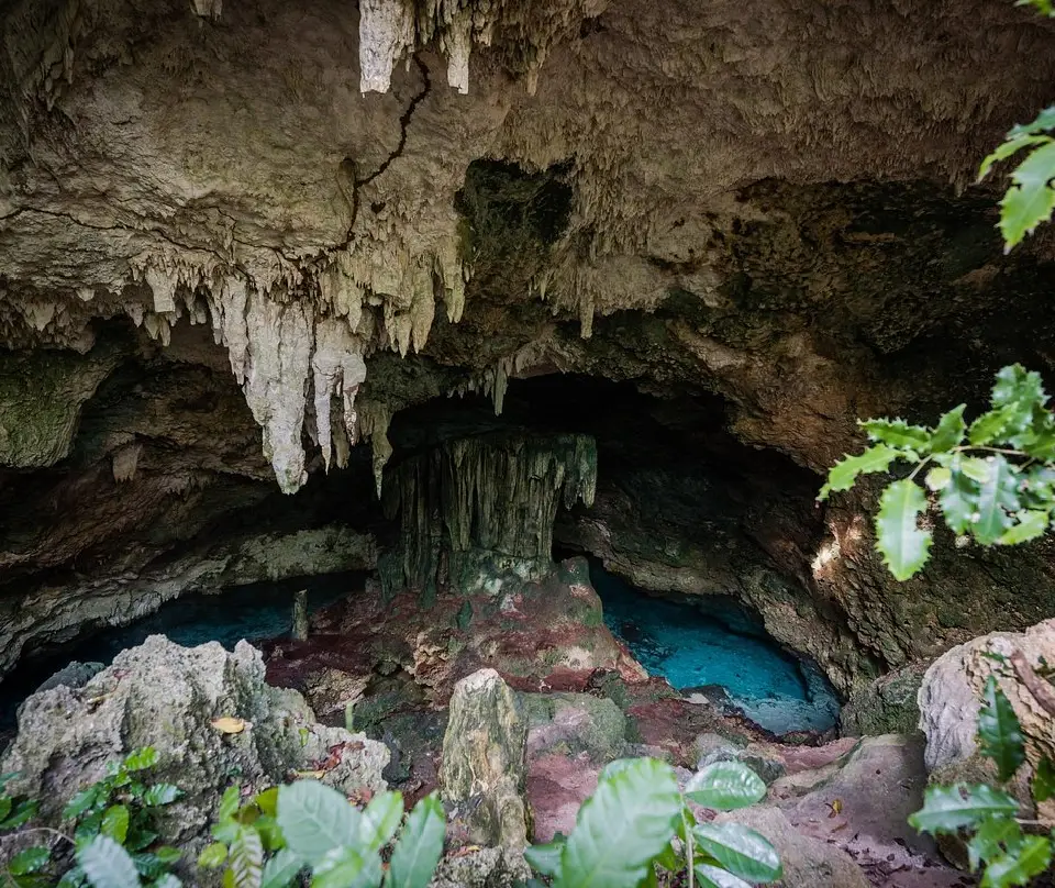 Kuza Cave Attraction